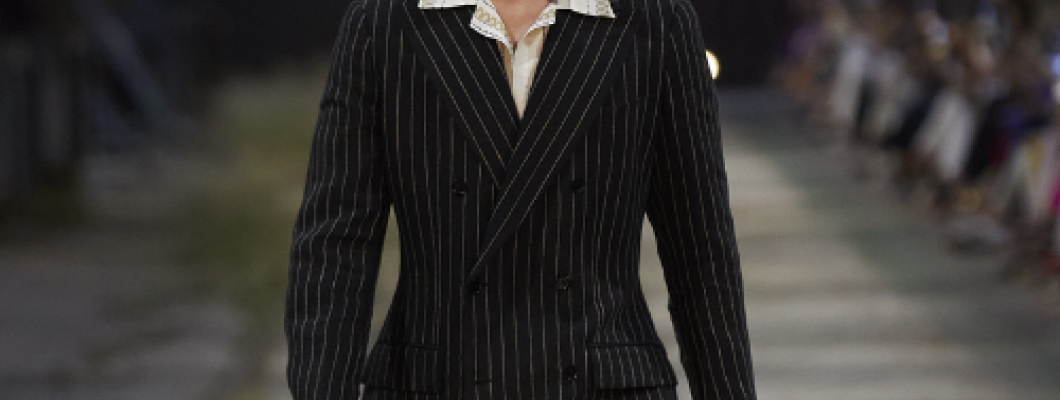 Zeus+Δione Fashion Show: Διατήρηση της ελληνικής ταυτότητας μέσω της χειροτεχνίας Zeus+Δione Fashion Show: Διατήρηση της ελληνικής ταυτότητας μέσω της χειροτεχνίας